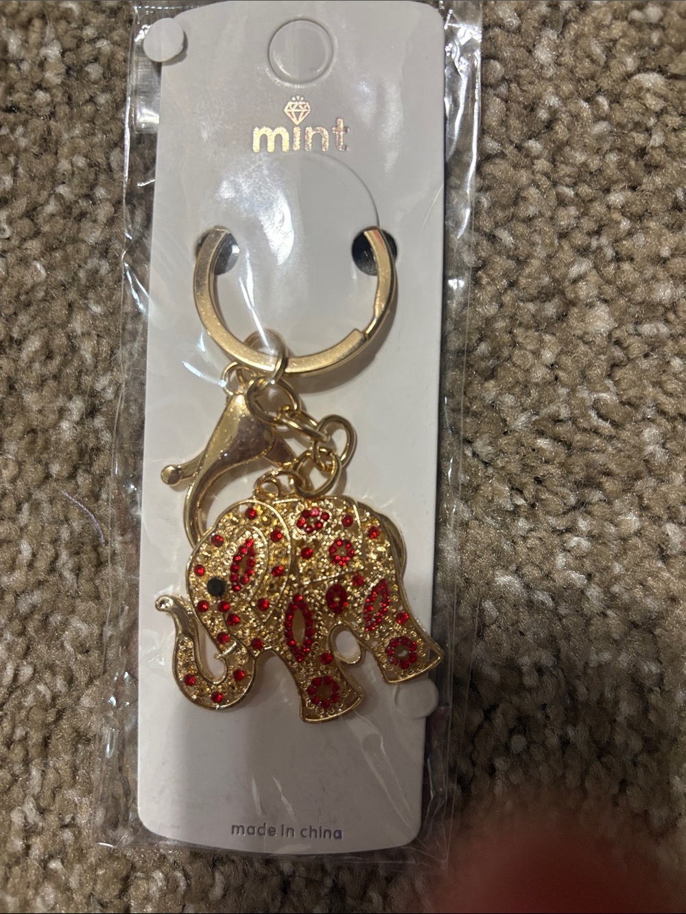 Mint Gold-tone Elephant Key & Card Holder with Red Accents